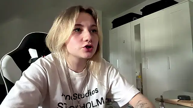Bilik Sembang Langsung tutsiecutie