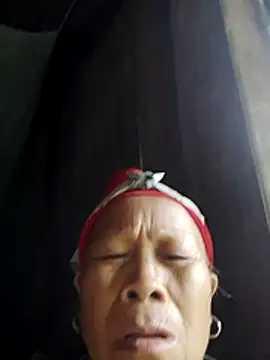 Živá chatovací místnost Sexyy-yy