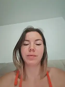 חדר צ'אט בשידור חי של Eva88x