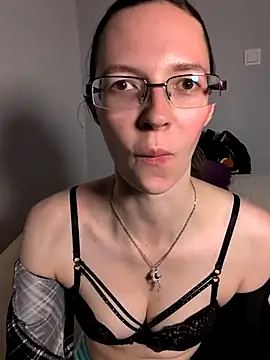 Pokój czatu na żywo – MrsCrazy18