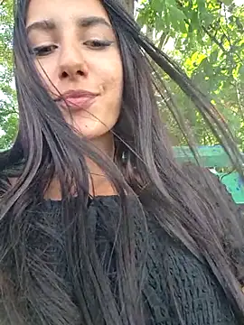 AndreeaMuller Adlı Modelin Canlı Sohbet Odası
