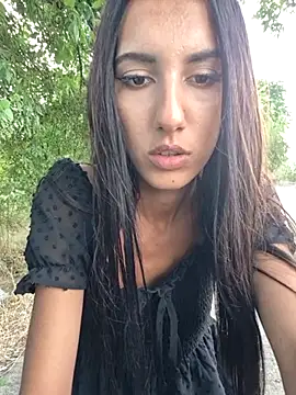 AndreeaMuller 现场聊天室