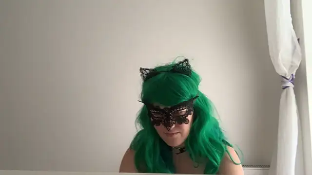 NikkiSweetGirl's Live Chat Room