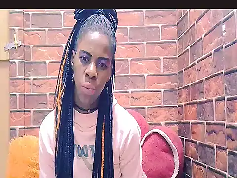 Ebony_sweetpeach – Naživo chatovacia miestnosť