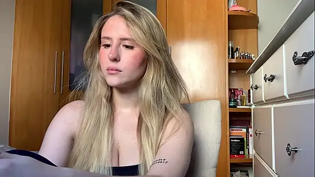 Pokój czatu na żywo – GarnetMonz