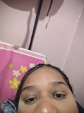 pretinha_folgosa – live chatrum
