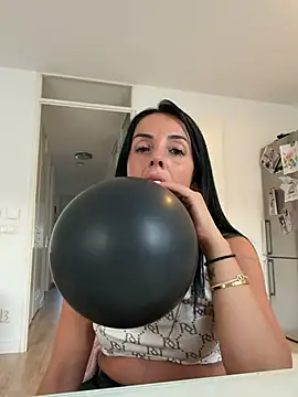 Živá chatovací místnost diamantje32