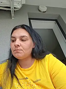 anais1996's Live Chat Room