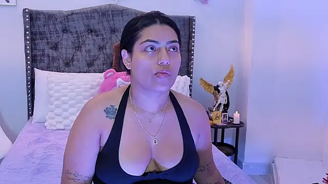 Živá chatovací místnost kyana_cream