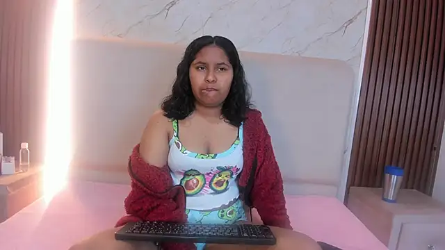 חדר צ'אט בשידור חי של Sweet_HL