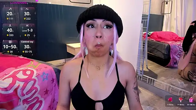 Vanne_Bloom – Naživo chatovacia miestnosť