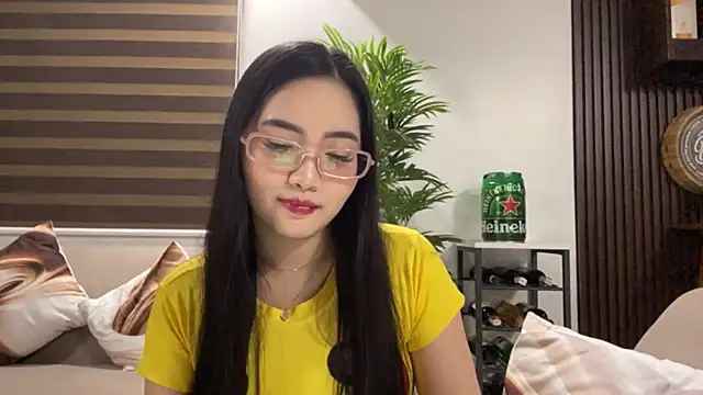 DainaSpector Live chatroom