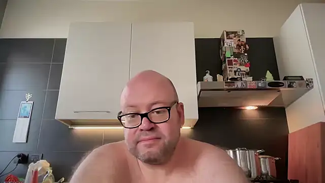 theitalianbearのライブセックスカメラショー