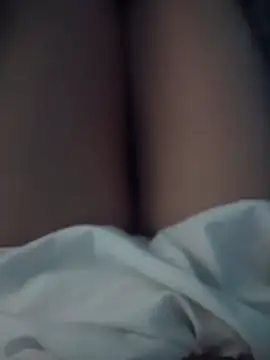 ห้องแชทสดของ Riss_bigass