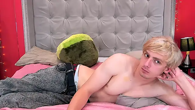 הופעת סקס קאם בשידור חי של DamonLux_