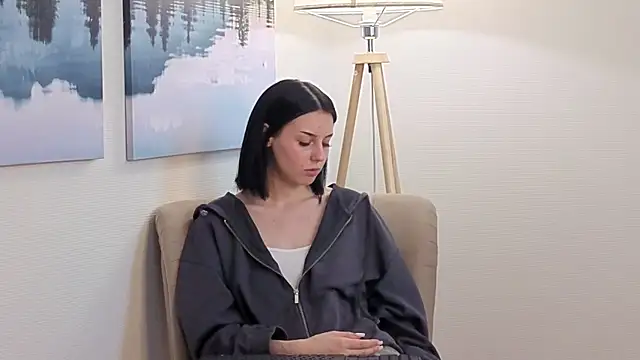 ZinaQuilimaco's Live Sex Cam Show