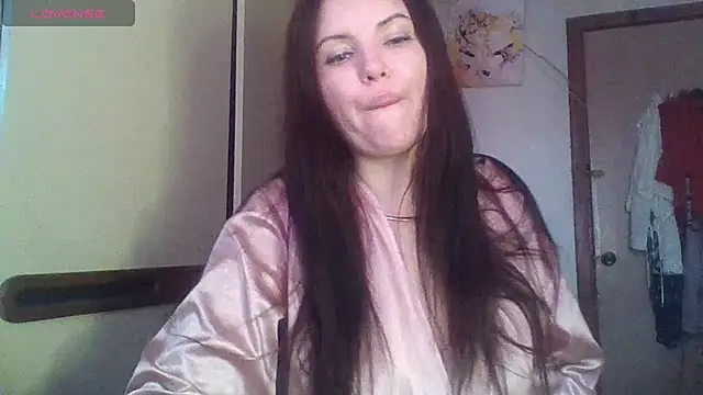 Chat soba uživo modela Alisa_Milt