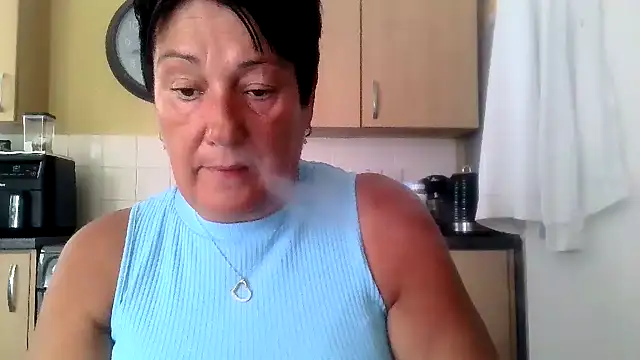 NaughtyNessa53xx's Live Sex Cam Show