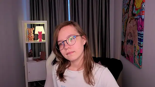 Živá chatovací místnost LiaBroock