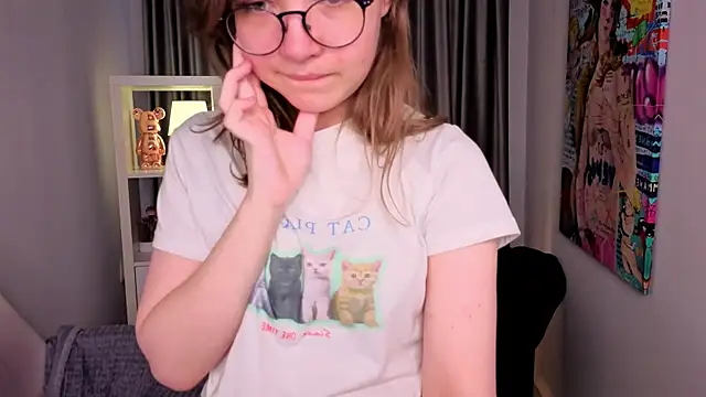 LiaBroock's Live Chat Room