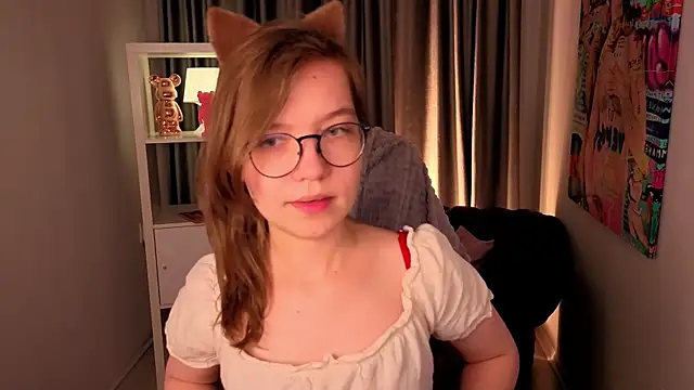 LiaBroock élő chatszobája