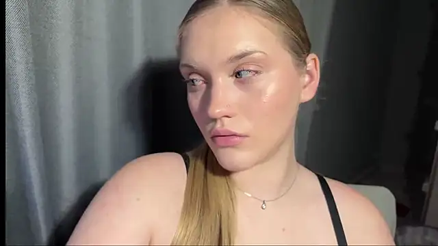 Živá chatovací místnost haley_state