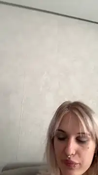 Chat soba uživo modela LezzyCrown