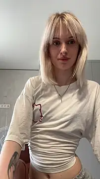 Živá chatovací místnost LezzyCrown