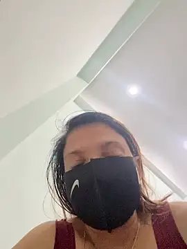 Phòng Chat Trực Tiếp Miss_kanika76