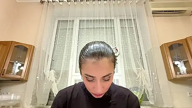 غرفة دردشة PazMattiace المباشرة