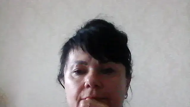 Seks show uživo modela PrettyAngel7234 na kameri