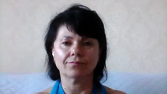 PrettyAngel7234's Live Chat Room