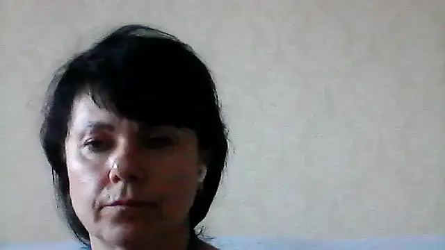 PrettyAngel7234's Live Chat Room