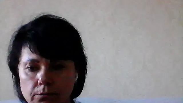 PrettyAngel7234's Live Chat Room