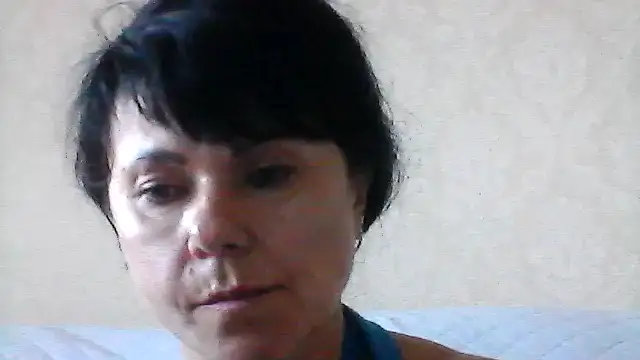 PrettyAngel7234's Live Chat Room