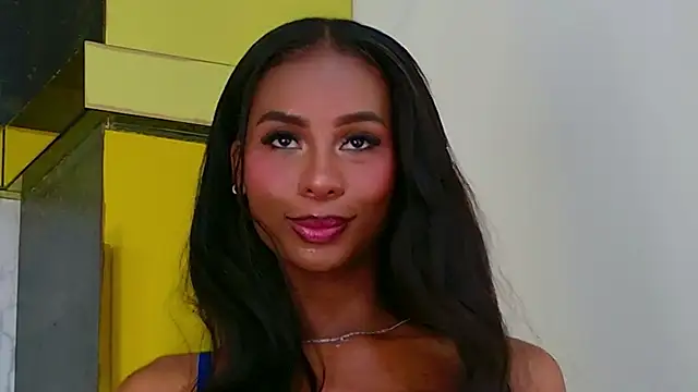 Erika_Rowland – Naživo chatovacia miestnosť