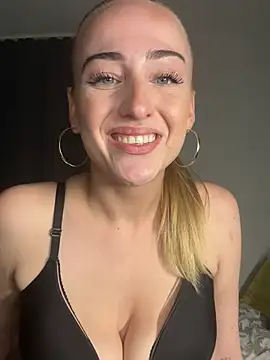 غرفة دردشة Cutie_Sara المباشرة