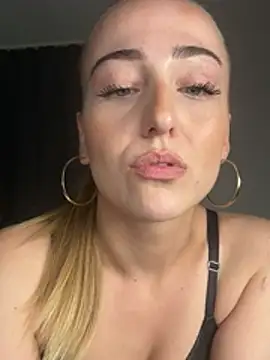 Chatroom en direct de Cutie_Sara
