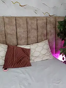 DivineCupidd Live chatroom