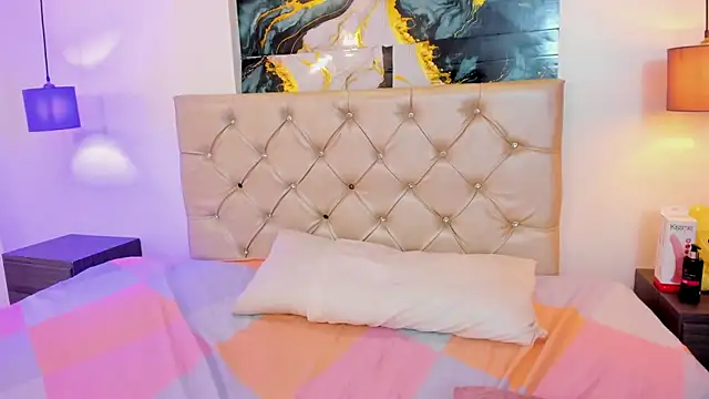Živá chatovací místnost Littlee_Noemi