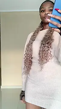 TheRealLadyAmina Live Chatraum