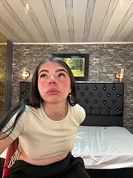 Živá kamerová sex show Nucitacouplee