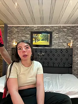Živá kamerová sex show Nucitacouplee