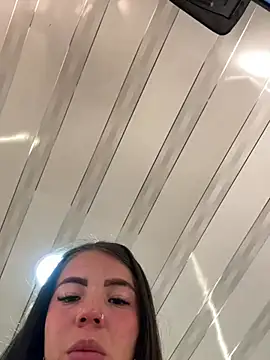 Živá kamerová sex show Nucitacouplee