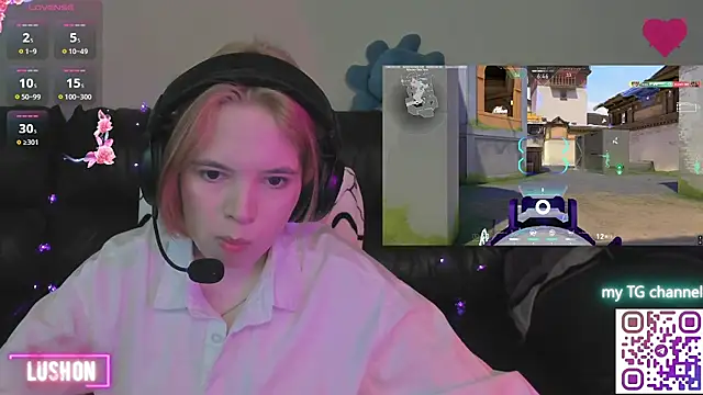 Онлайн чат LinneaChan