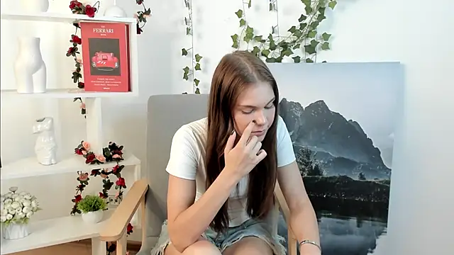 KaterineMajestic's Live Chat Room