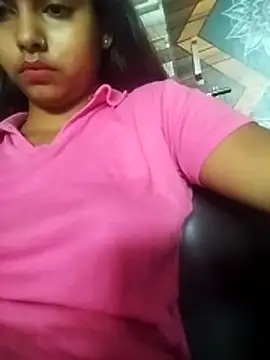 Sala de chat en directo de Bhabi_rukhashar