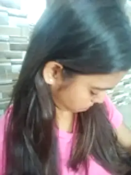 Bhabi_rukhashar's Live Chat Room