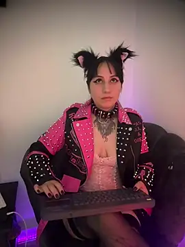 Živá chatovací místnost NyxNoire666