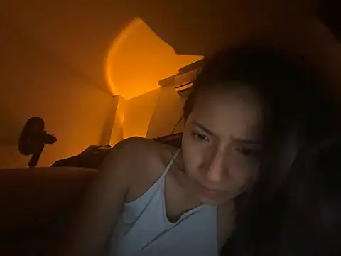 Jenniieebellx 现场聊天室